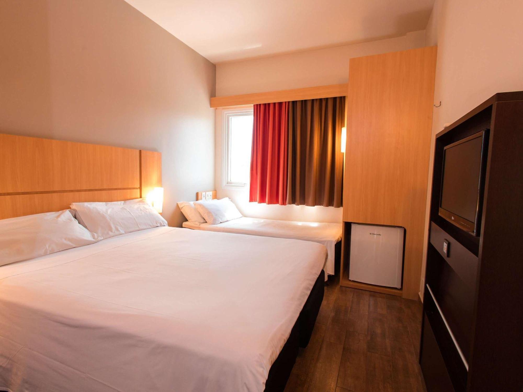 ホテル Ibis Presidente Prudente Manoel Goulart エクステリア 写真