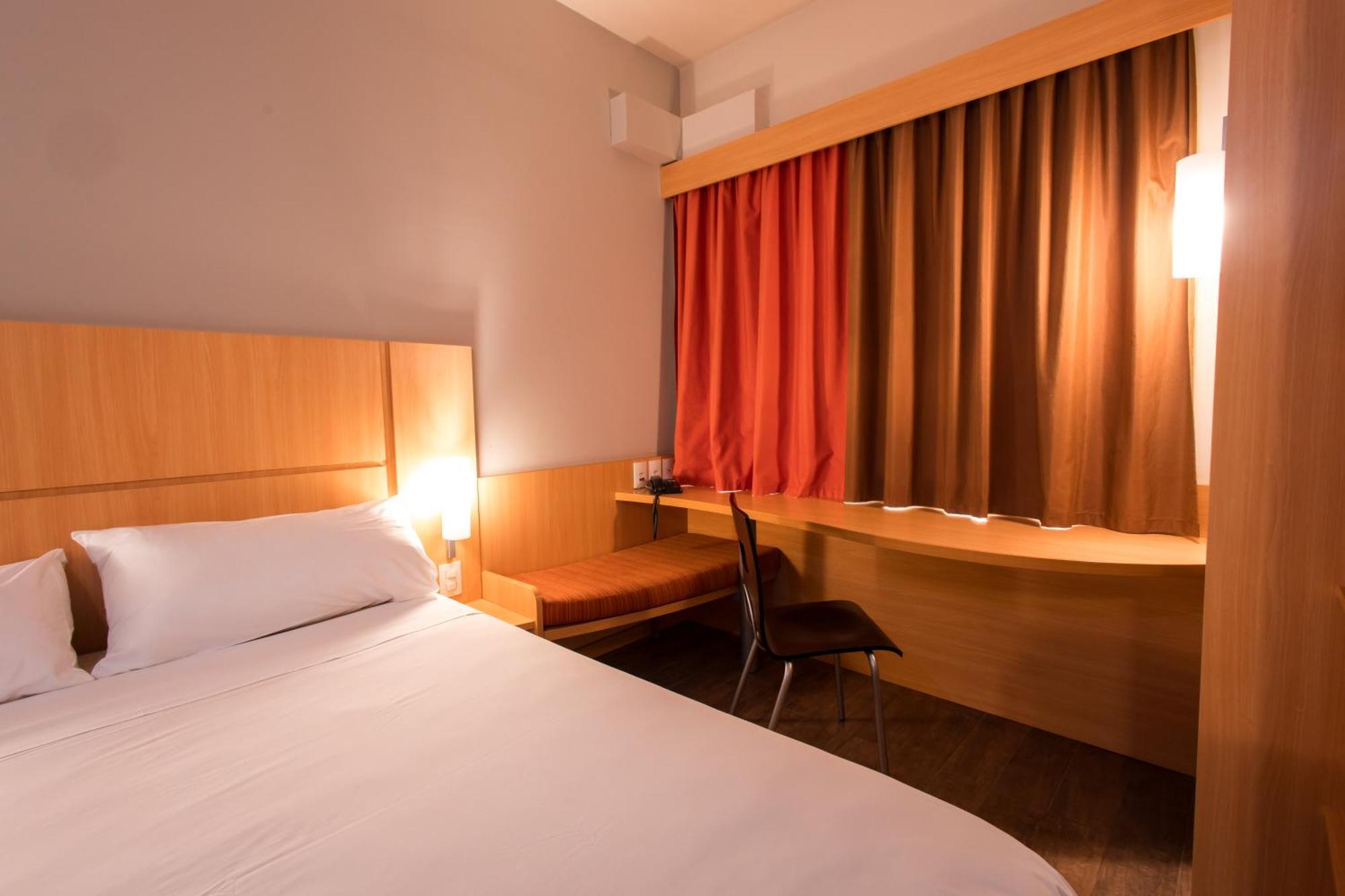 ホテル Ibis Presidente Prudente Manoel Goulart エクステリア 写真