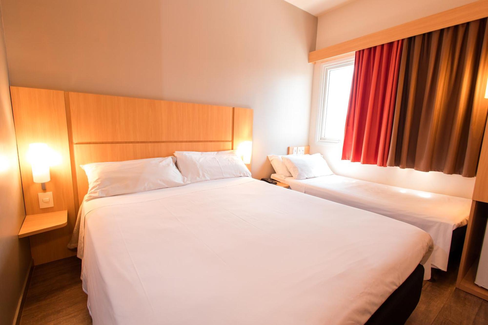 ホテル Ibis Presidente Prudente Manoel Goulart エクステリア 写真