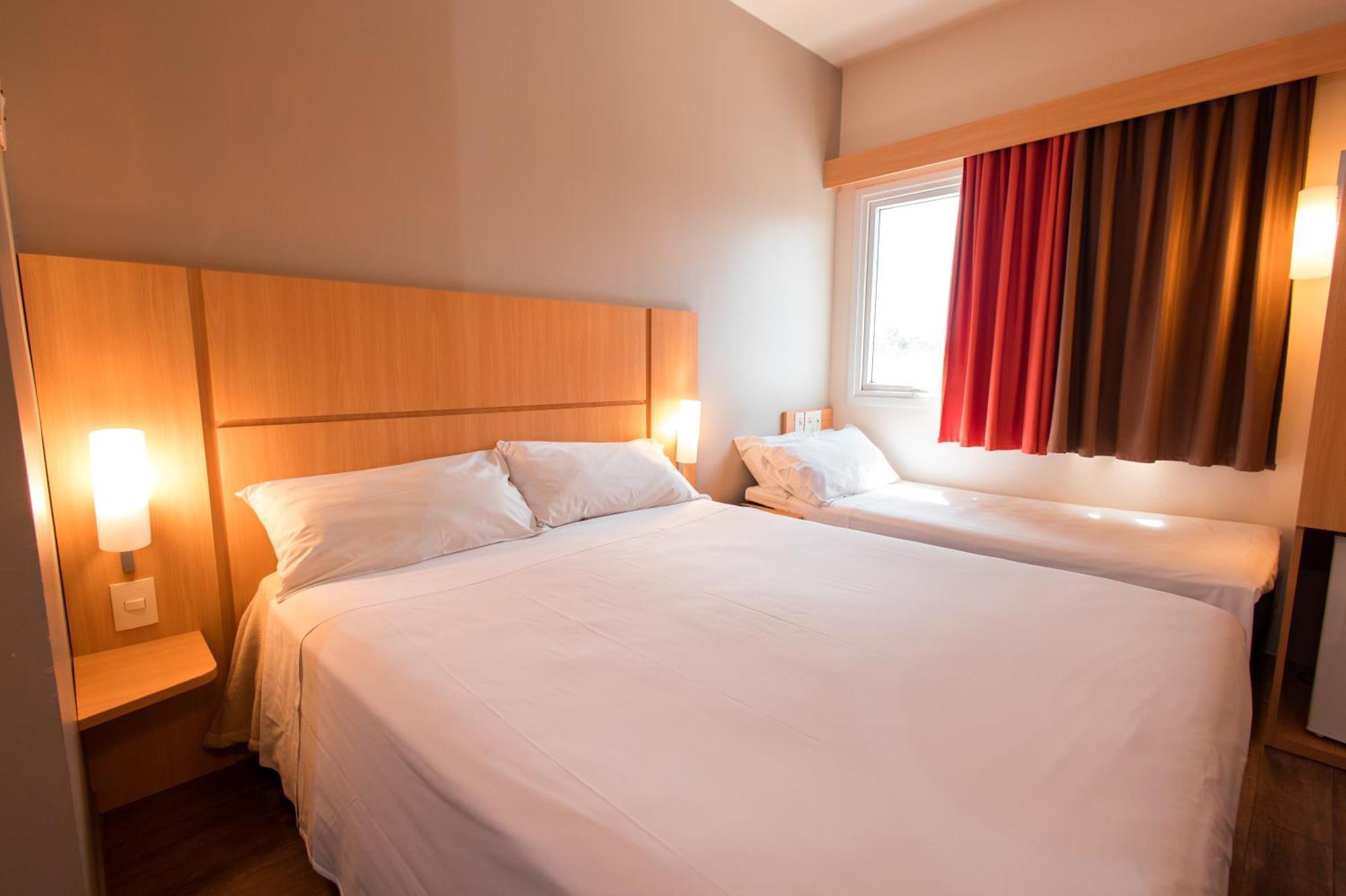 ホテル Ibis Presidente Prudente Manoel Goulart エクステリア 写真
